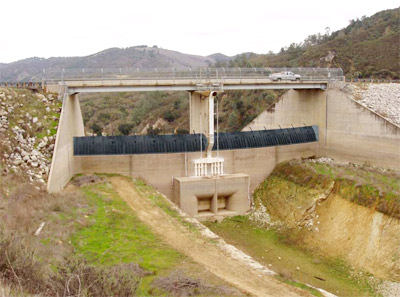 photo of back side spillway after